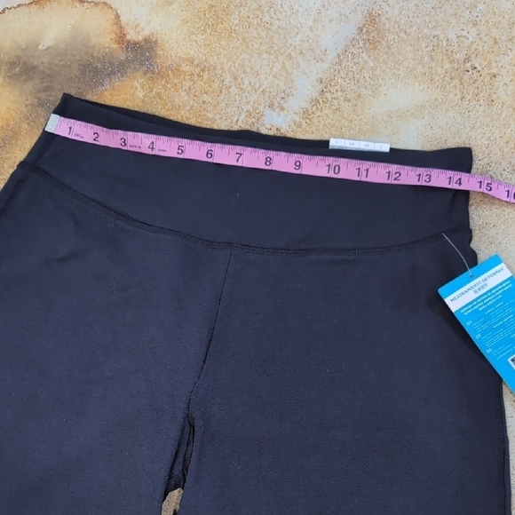 NWT Marika | Stretchy Black Bike Athletic Shorts with Wide Waistband Size L - Picture 7 of 8